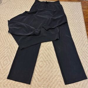 Lululemon Softstreme Pants & Oversized Cropped Crew